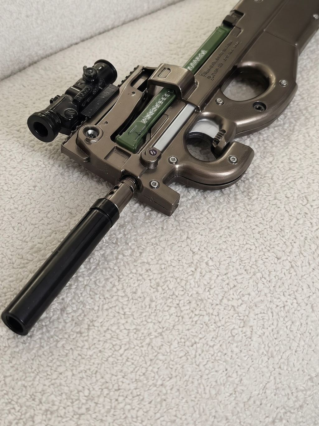 Hidden Mini Vault FN P90 Detachable Keychain Gun Metal